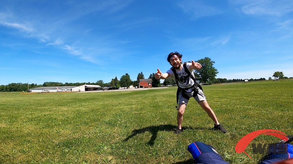Skydiving When It Is Hot | WNY Skydiving